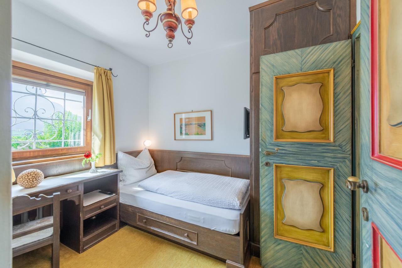 مبيت وإفطار كورنايانو Haus Oberhofer الغرفة الصورة